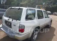 1998 Infinity QX40 photo