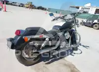 1998 Honda VT1100 фото