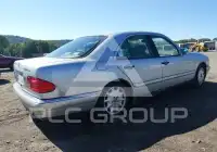 1998 Mercedes Benz E 300 фото