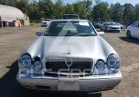 1998 Mercedes Benz E 300 фото