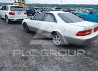 1998 Lexus ES300 photo