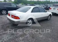 1998 Lexus ES300 photo