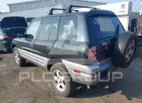 1998 Toyota RAV4 photo