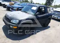 1998 Toyota RAV4 photo