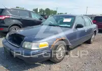 1998 Ford CROWN фото