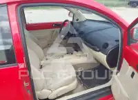1998 Volkswagen BEETLE photo