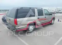 1999 Chevrolet Suburan фото