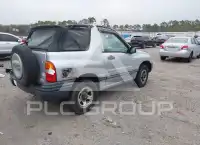 1999 Chevrolet TRACKER фото