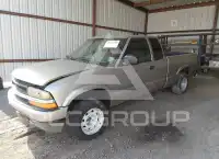 1999 Chevrolet S10 фото