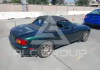 1999 Mazda MX-5 photo