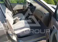 1999 Mazda Protege photo