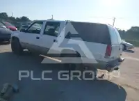 1999 GMC Suburban photo
