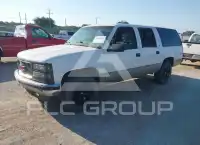 1999 GMC Suburban photo