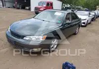 1999 Lexus ES300 photo