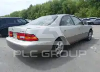 1999 Lexus ES300 фото