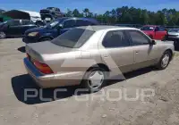 1999 Lexus LS400 фото