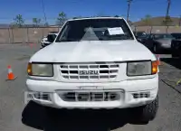 1999 Isuzu RODEO photo