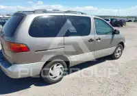 1999 Toyota SIENNA фото