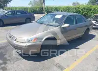 1999 Toyota CAMRY фото