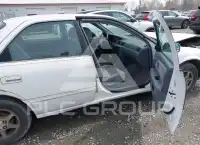 1999 Toyota CAMRY фото