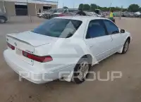 1999 Toyota CAMRY фото