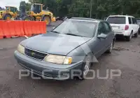 1999 Toyota AVALON фото