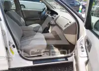 1999 Toyota AVALON photo