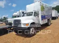 1999 Ford F-800 фото