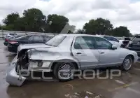1999 Ford CROWN фото