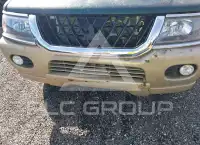 2000 Mitsubishi MONTERO photo