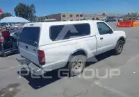 2000 Nissan FRONTIER photo
