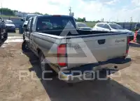 2000 Nissan FRONTIER photo
