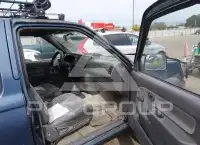 2000 Nissan FRONTIER фото