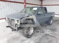 2000 Nissan FRONTIER фото