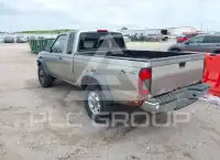2000 Nissan FRONTIER фото