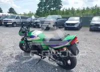 2000 Kawasaki ZR1100 фото