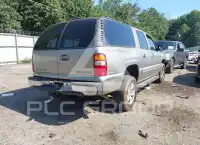 2000 Chevrolet Suburan photo