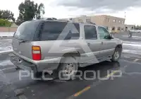 2000 Chevrolet Suburan photo