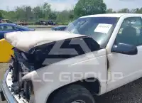 2000 Chevrolet C2500 photo