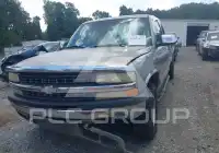 2000 Chevrolet Silverado photo