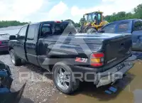 2000 Chevrolet Silverado photo