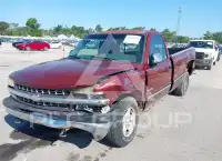 2000 Chevrolet Silverado photo