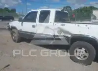 2000 Chevrolet Silverado photo