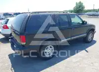 2000 Chevrolet Blazer photo