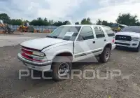 2000 Chevrolet Blazer фото