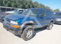 2000 Chevrolet Blazer photo