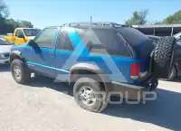 2000 Chevrolet Blazer photo