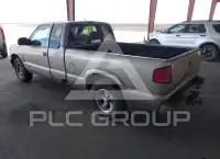 2000 Chevrolet S10 photo