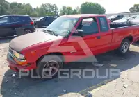 2000 Chevrolet S10 фото