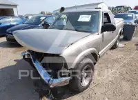 2000 Chevrolet S10 фото